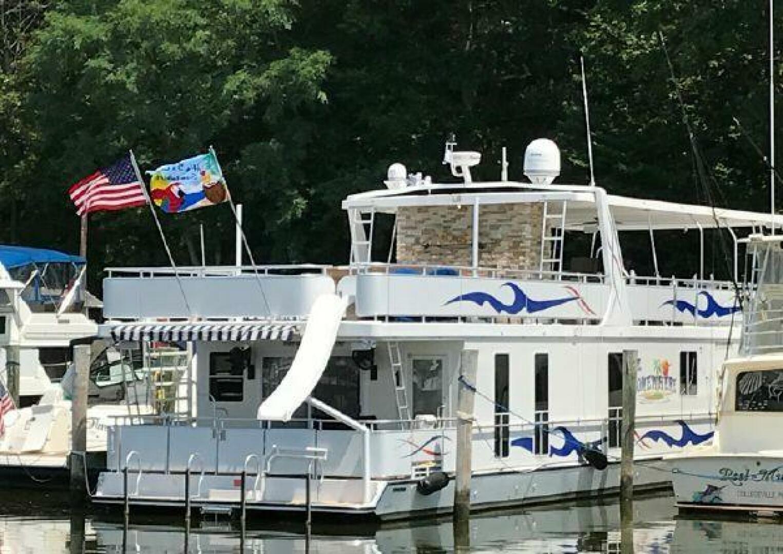 Sumerset-Houseboat 2017-St. Somewhere Chestertown-Maryland-United States-3889632 | Thumbnail