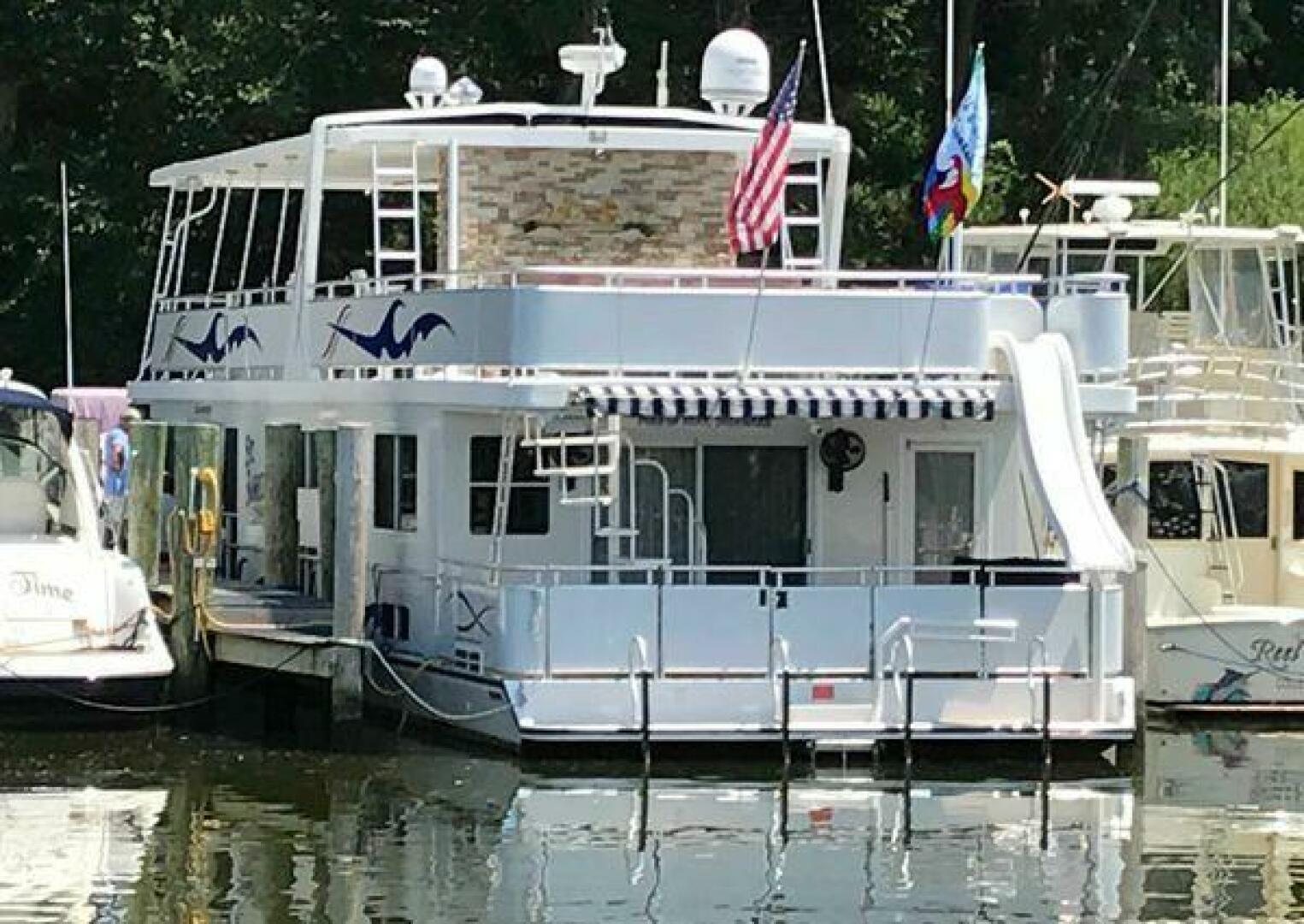 Sumerset-Houseboat 2017-St. Somewhere Chestertown-Maryland-United States-3889631 | Thumbnail