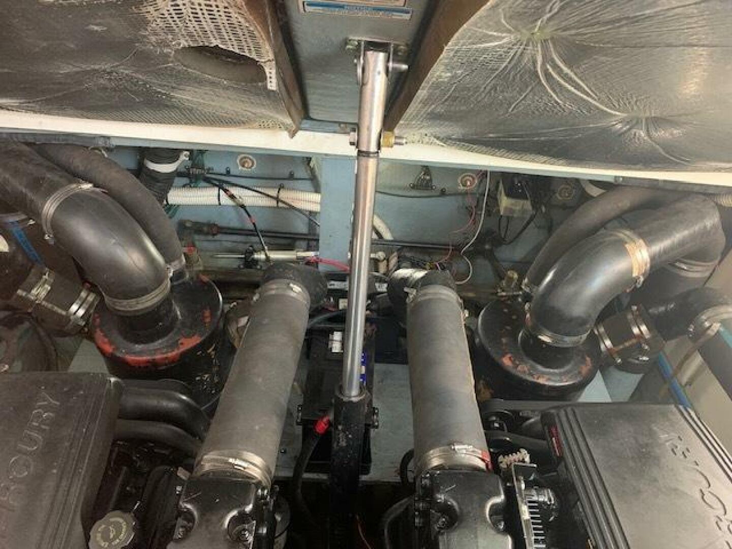 Sea Ray-340 Sundancer 2001-Somewhere South Pensacola-Florida-United States-Engine-3903978 | Thumbnail