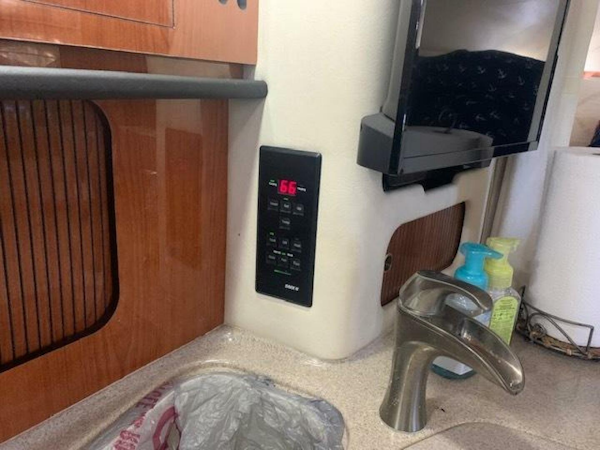 Sea Ray-340 Sundancer 2001-Somewhere South Pensacola-Florida-United States-AC Controls-3903965