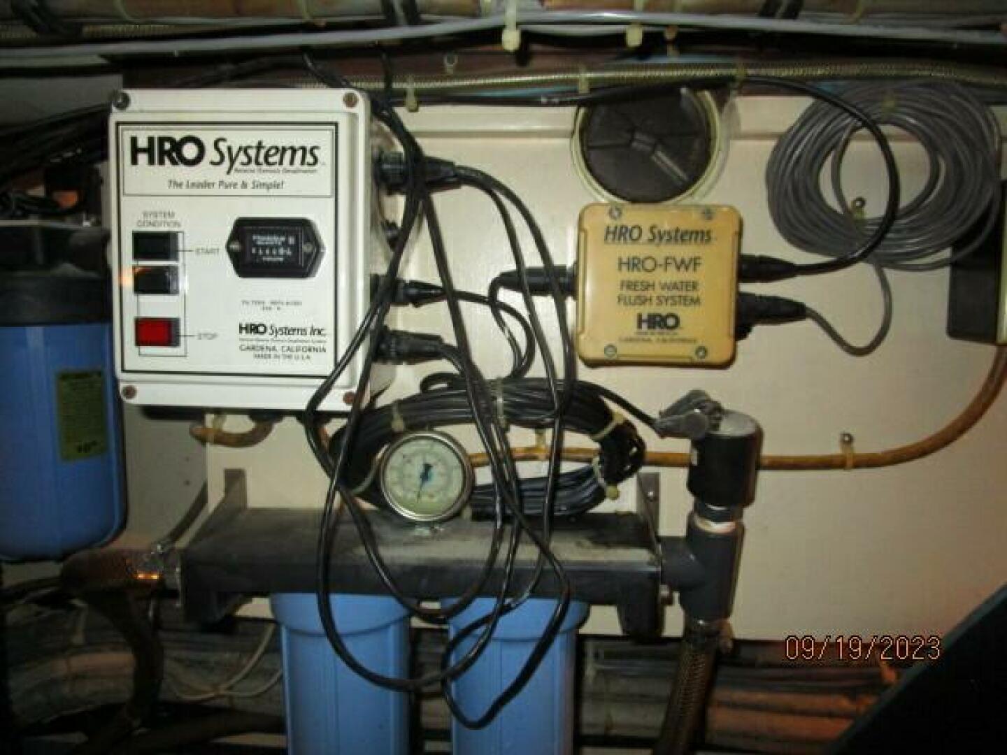 Hatteras-63 CPMY 1986-WOLO Jacksonville-Florida-United States-63 Hatteras watermaker-3904636 | Thumbnail