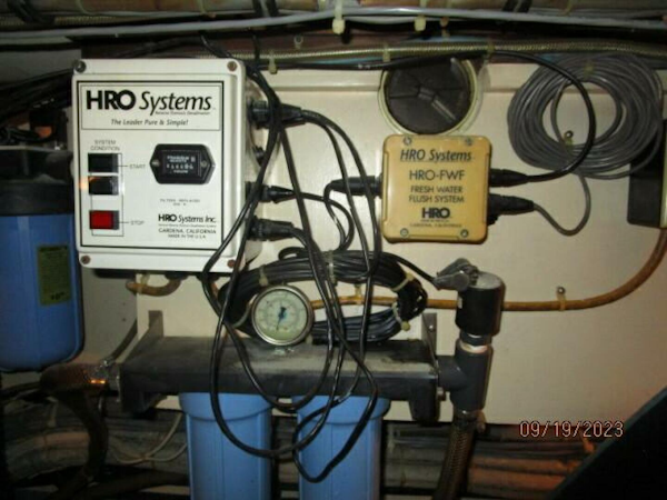 Hatteras-63 CPMY 1986-WOLO Jacksonville-Florida-United States-63 Hatteras watermaker-3904636