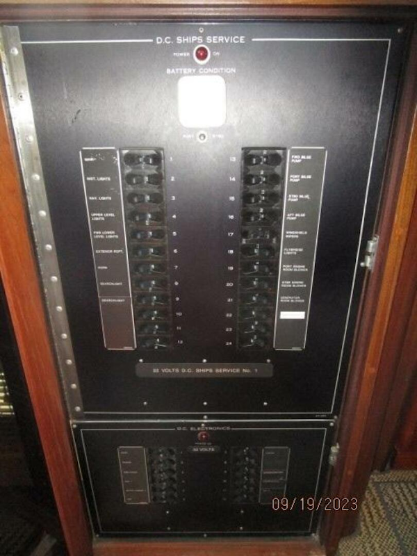 Hatteras-63 CPMY 1986-WOLO Jacksonville-Florida-United States-63 Hatteras electrical panel1-3904588