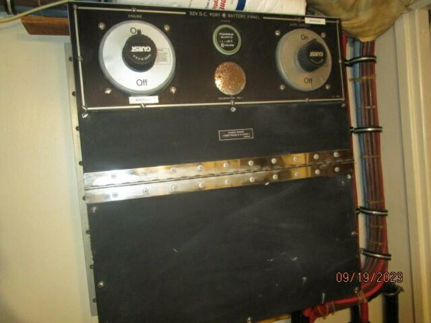 Hatteras-63 CPMY 1986-WOLO Jacksonville-Florida-United States-63 Hatteras electrical panel4-3904600 | Thumbnail
