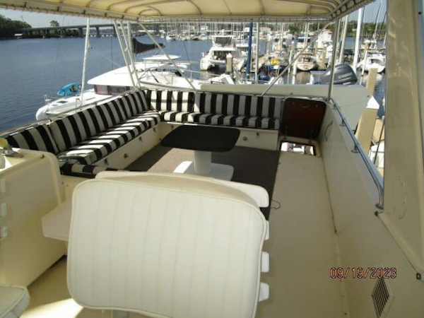 Hatteras-63 CPMY 1986-WOLO Jacksonville-Florida-United States-63 Hatteras flybridge aft-3904554
