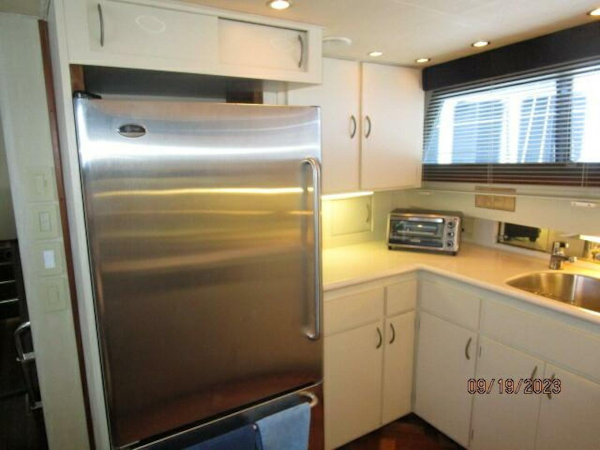 Hatteras-63 CPMY 1986-WOLO Jacksonville-Florida-United States-63 Hatteras galley3-3904574