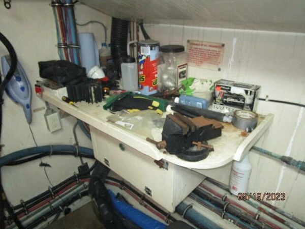 Hatteras-63 CPMY 1986-WOLO Jacksonville-Florida-United States-63 Hatteras starboard engine room workbench-3904623