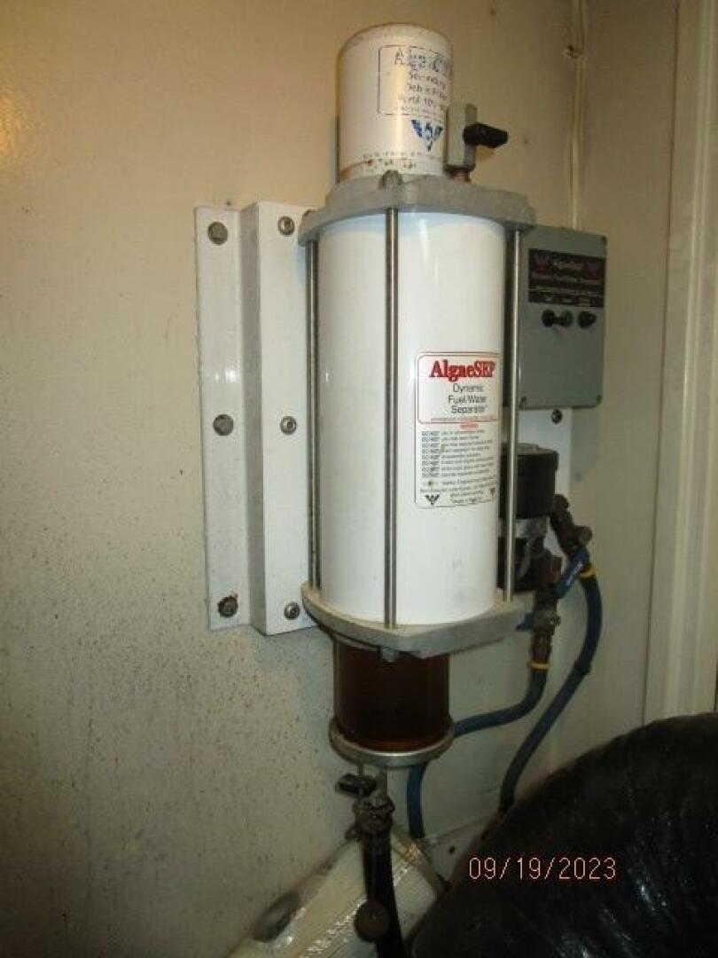 Hatteras-63 CPMY 1986-WOLO Jacksonville-Florida-United States-63 Hatteras FuelSep fuel conditioning system-3904547 | Thumbnail
