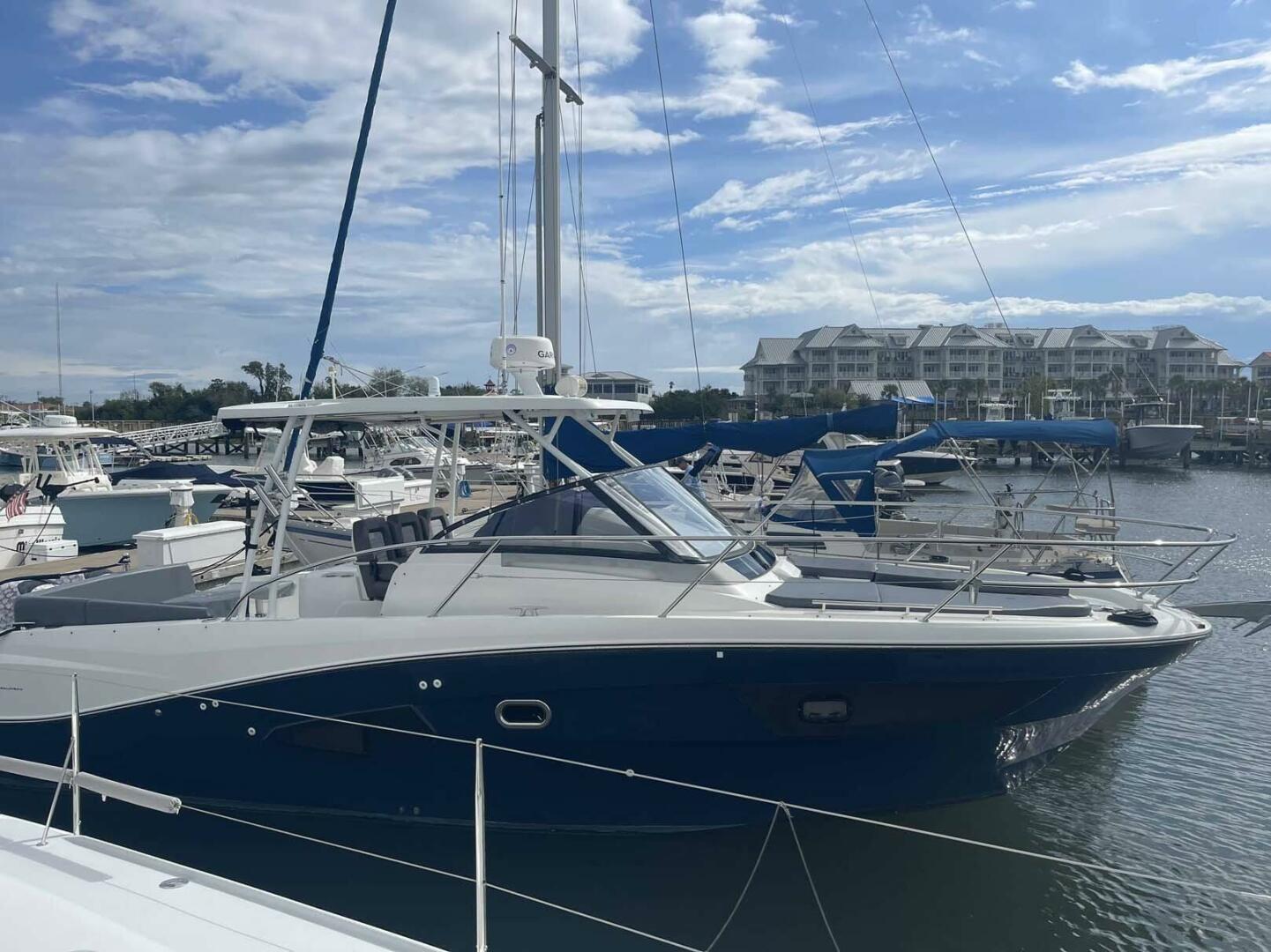Jeanneau-Leader 10.5 2018-SURLY MERMAID Mount Pleasant-South Carolina-United States-3907922 | Thumbnail
