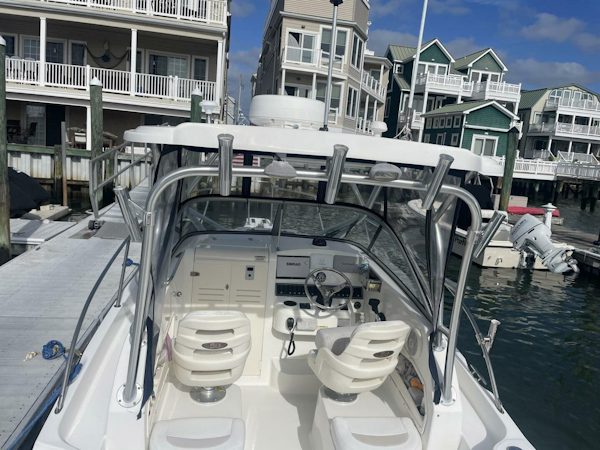 Boston Whaler-235 Conquest 2008 -Cape May-New Jersey-United States-3925648