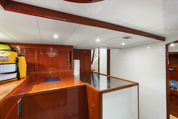 Hampton-Cockpit Motoryacht 2007-PORK CHOP Newport Beach-California-United States-CREW AREA-3941273