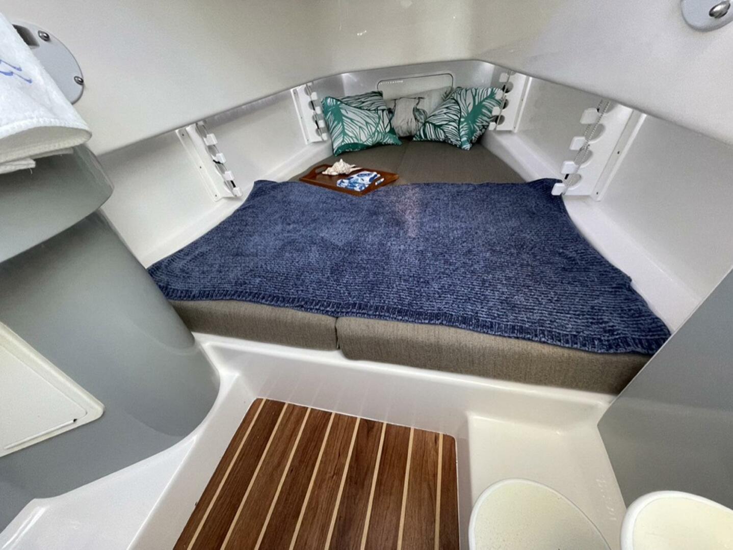 Bonadeo-368 WA 2013-Bon Bon Jupiter-Florida-United States-4381336 | Thumbnail