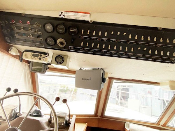 Uniflite-Coastal Cruiser 1981-SURPRISE Seattle-Washington-United States-3958925