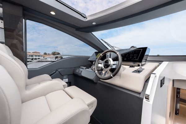Azimut-S8 2024 -Fort Myers-Florida-United States-4073759