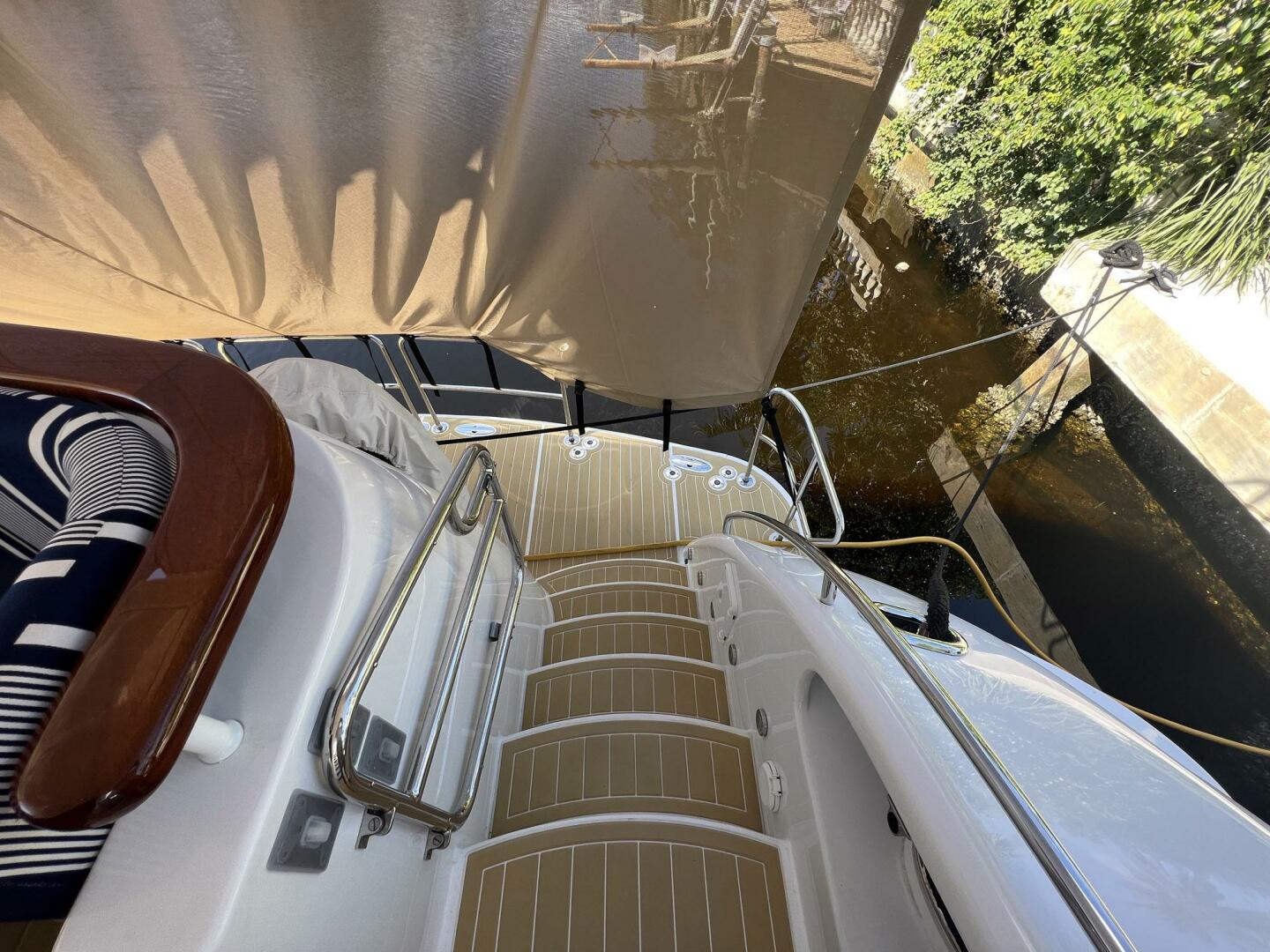 Hatteras-Motor Yacht 2004-Aretecte Fort Lauderdale-Florida-United States-3965045 | Thumbnail