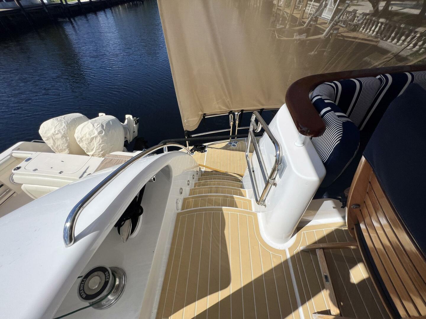 Hatteras-Motor Yacht 2004-Aretecte Fort Lauderdale-Florida-United States-3965042 | Thumbnail