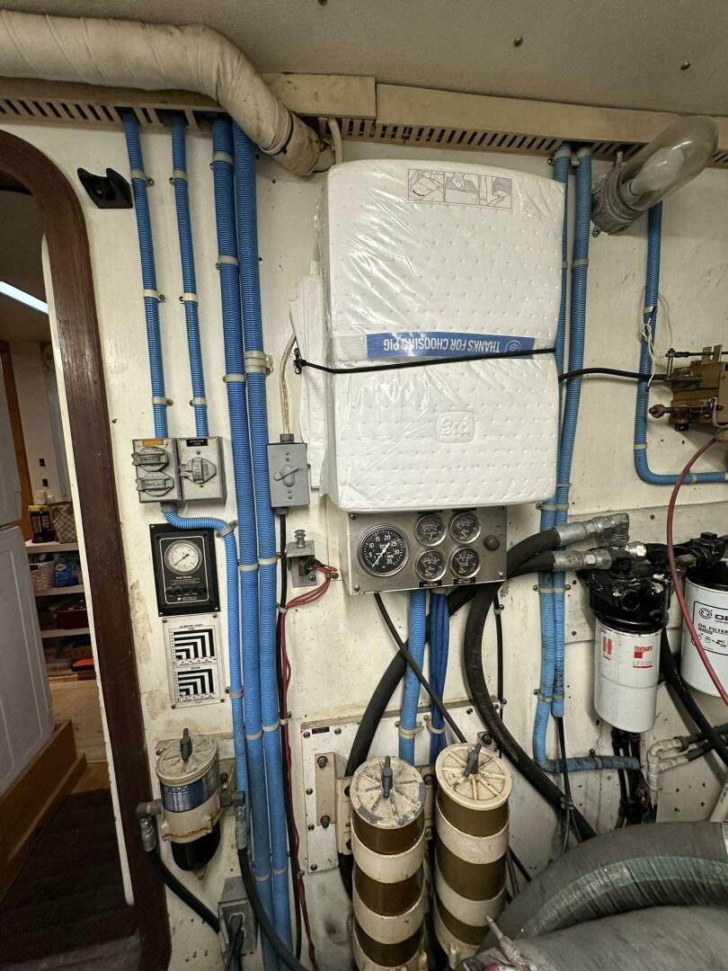 Viking-Motor Yacht 1988-The Jobsite Palmetto-Florida-United States-3988935 | Thumbnail