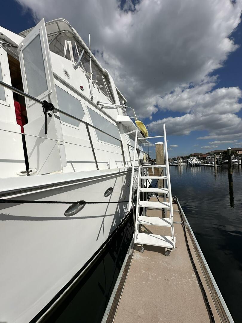 Viking-Motor Yacht 1988-The Jobsite Palmetto-Florida-United States-3988894 | Thumbnail
