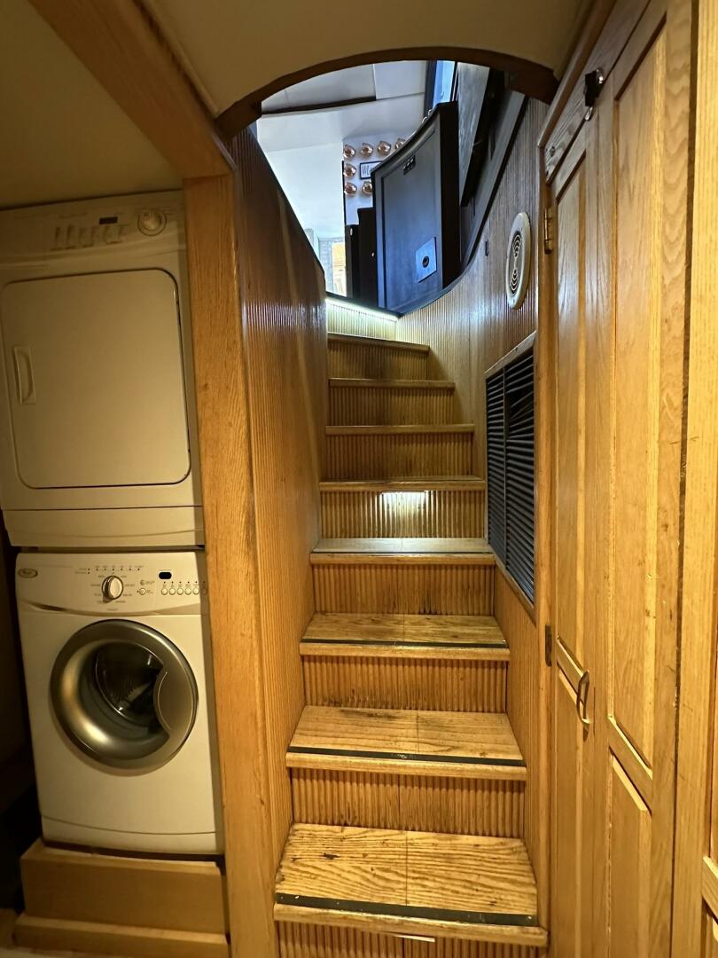 Viking-Motor Yacht 1988-The Jobsite Palmetto-Florida-United States-3988957 | Thumbnail