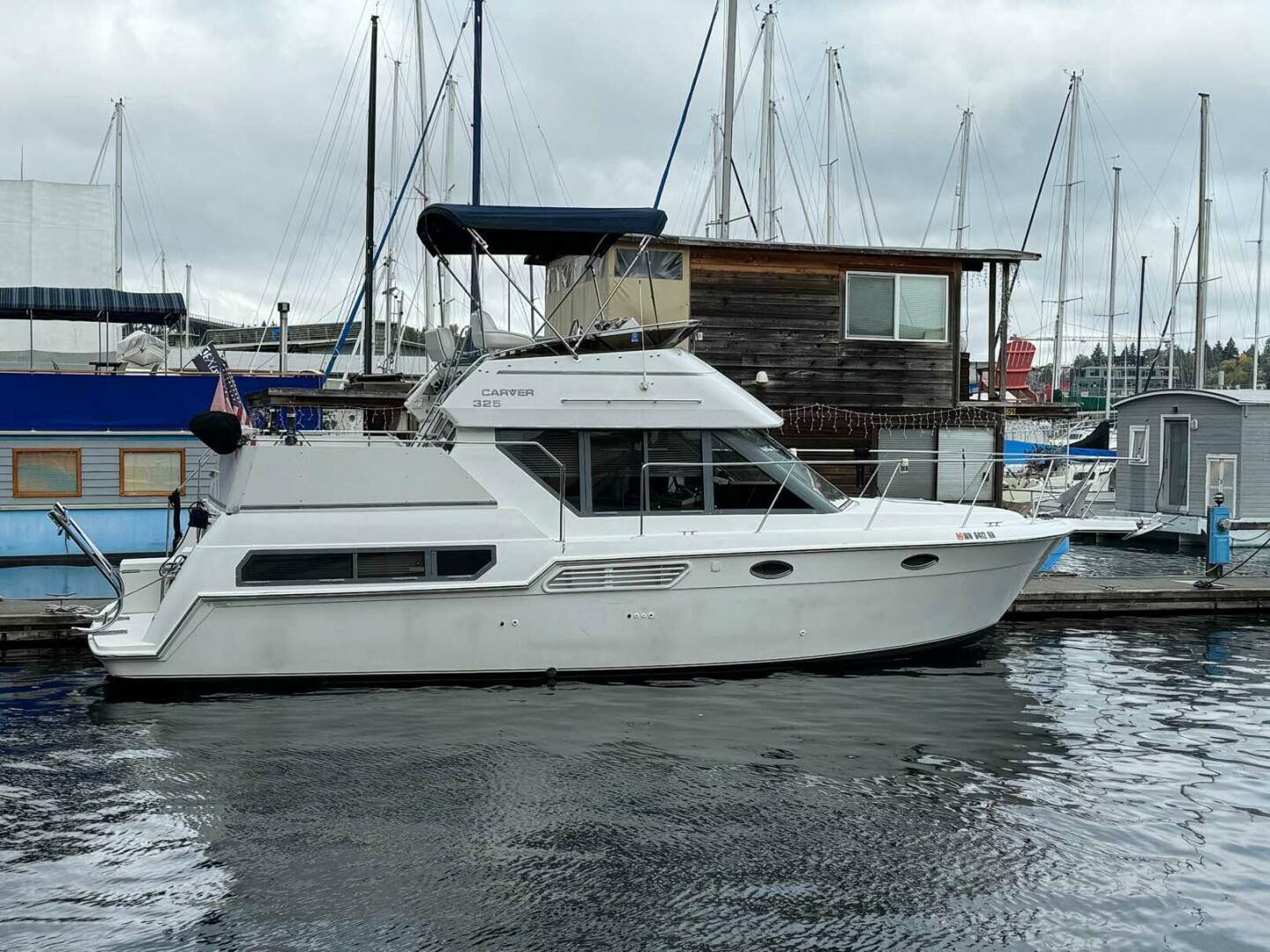 Carver 32' 1996 Seattle, Washington