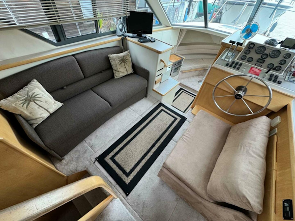 Carver-325 Aft Cabin 1996 -Seattle-Washington-United States-Main Salon-3969467