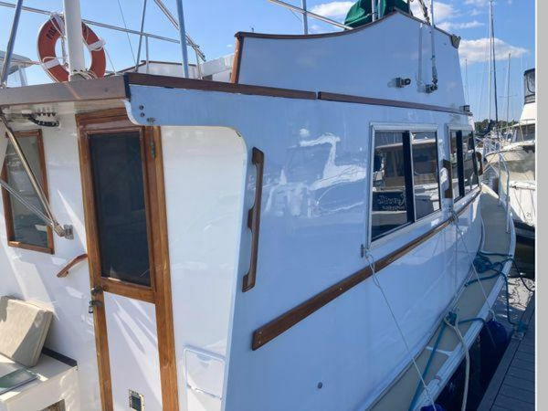 Duffy-Flybridge Cruiser 1984-Postscript  Branford-Connecticut-United States-3976578