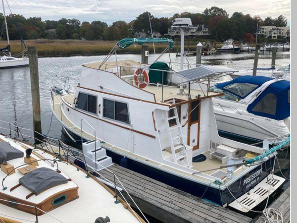 Duffy-Flybridge Cruiser 1984-Postscript  Branford-Connecticut-United States-3976575