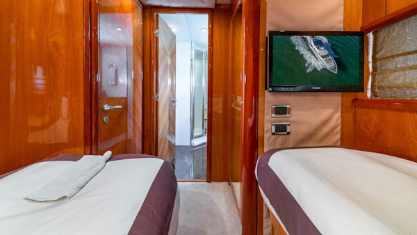 Sunseeker-82 Yacht 2003-ICONIC Miami Beach-Florida-United States-3983770