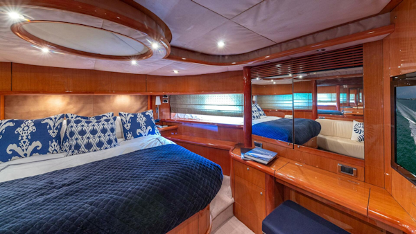 Sunseeker-82 Yacht 2003-ICONIC Miami Beach-Florida-United States-3983762