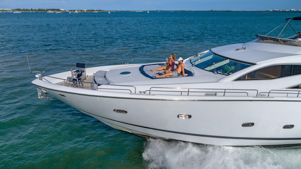 Sunseeker-82 Yacht 2003-ICONIC Miami Beach-Florida-United States-3983775