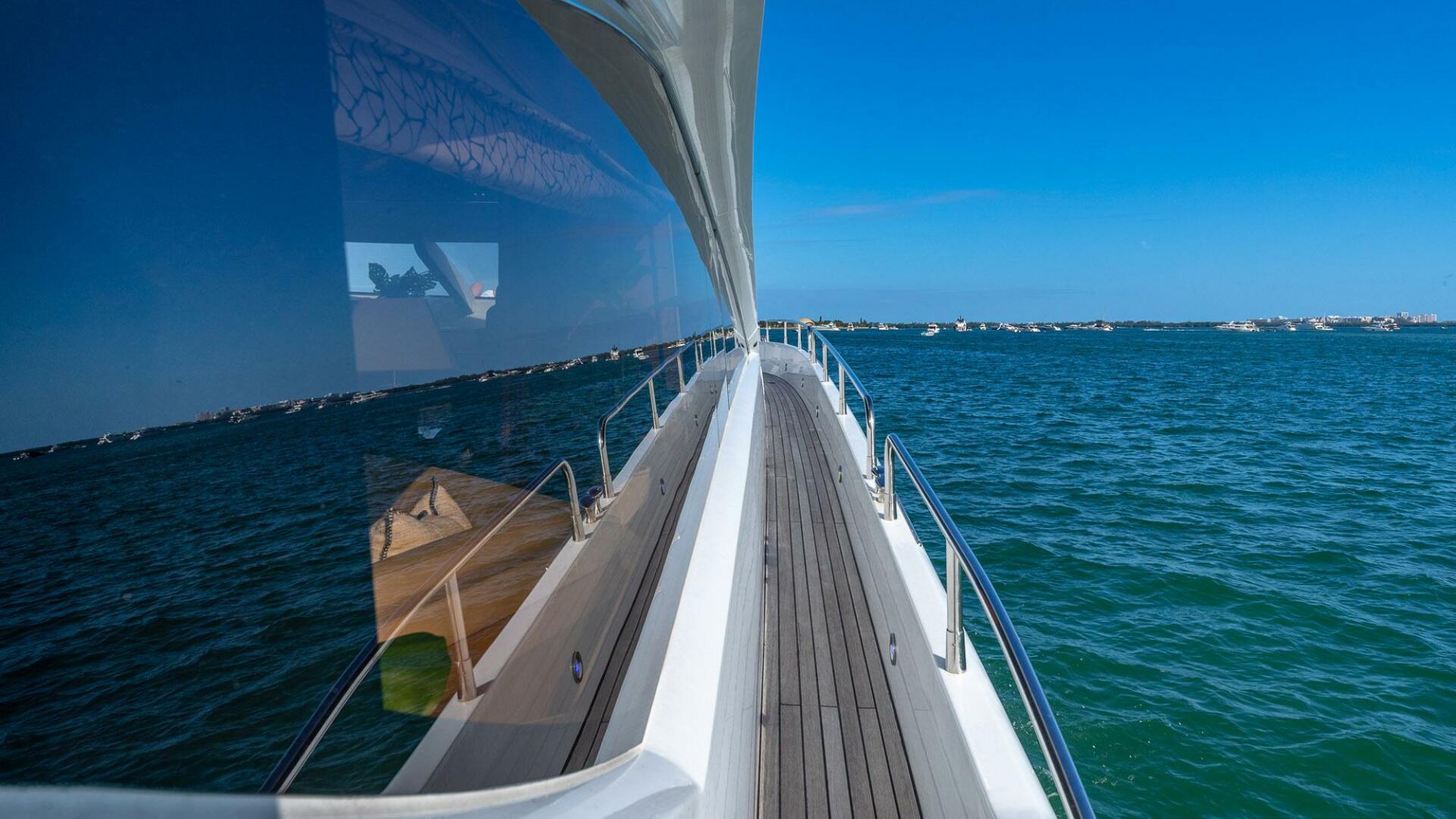 Sunseeker-82 Yacht 2003-ICONIC Miami Beach-Florida-United States-3983780 | Thumbnail