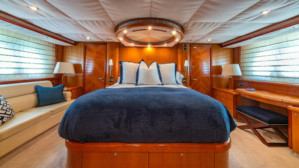 Sunseeker-82 Yacht 2003-ICONIC Miami Beach-Florida-United States-3983754