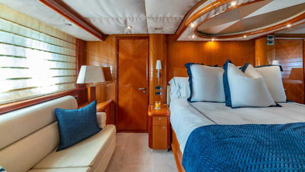 Sunseeker-82 Yacht 2003-ICONIC Miami Beach-Florida-United States-3983752
