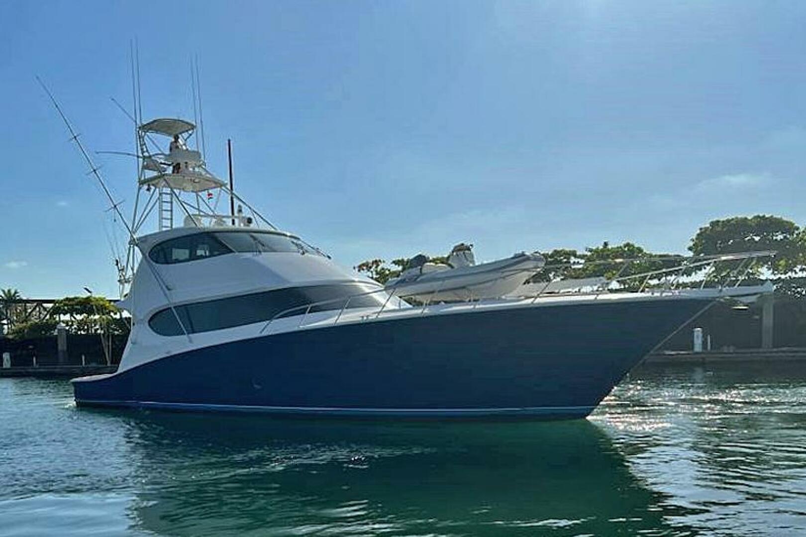 Hatteras-77 Enclosed Bridge 2008-Desperado Panama City-Panama-2008 Hatteras 77 Enclosed Bridge Desperado-Profile-4038478 | Thumbnail