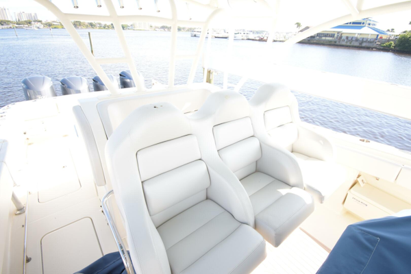 Hydra-Sports-4200 SF 2012-A Salt Weapon Daytona Beach-Florida-United States-2012 42 Hydra-Sports SF  A Salt Weapon  Helm Seating-4006146