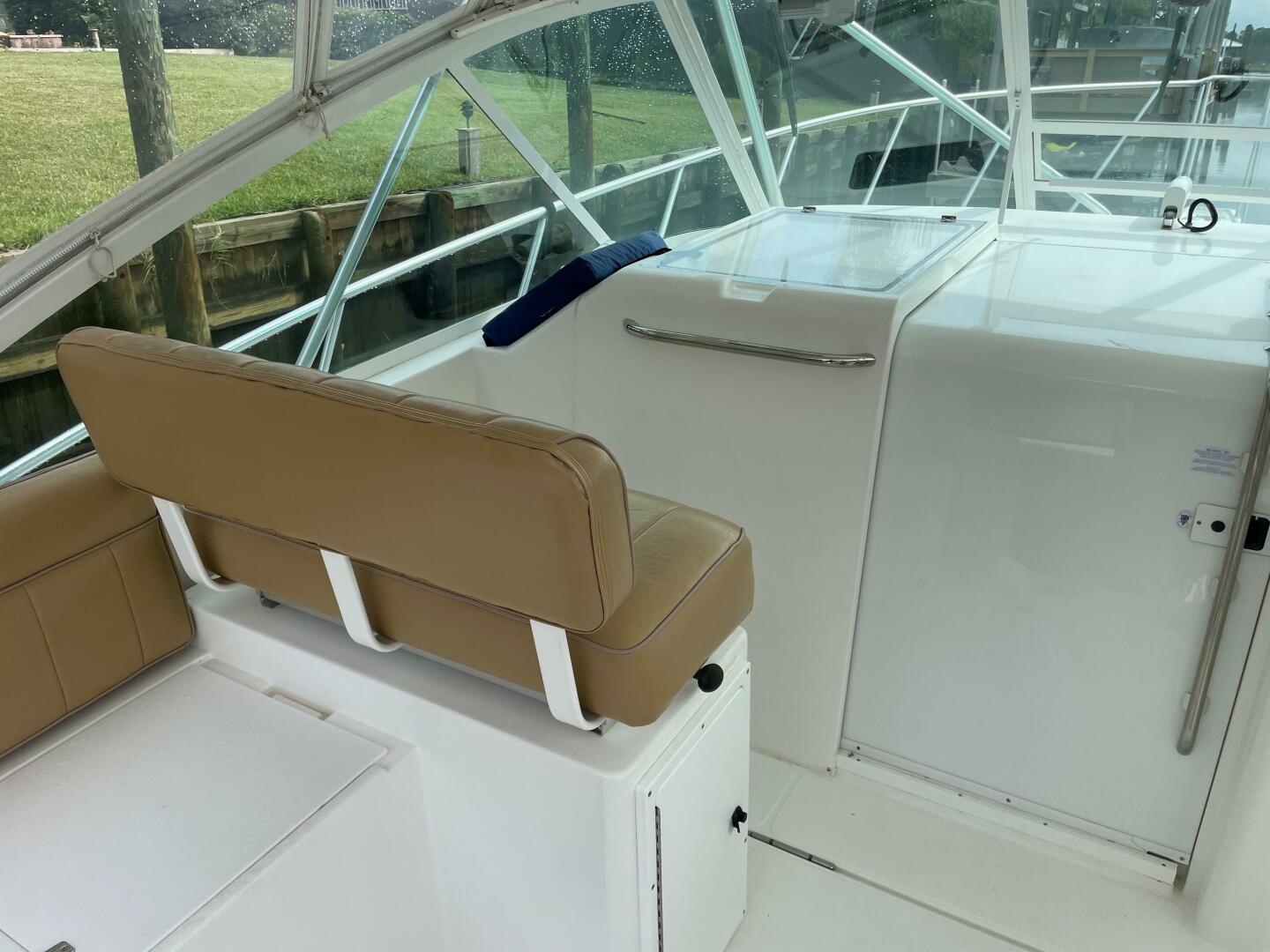 Cabo-35 Express 2001-Reelistic Jacksonville-Florida-United States-Cabo Express 35  Reelistic  Passenger Seat-4008177 | Thumbnail