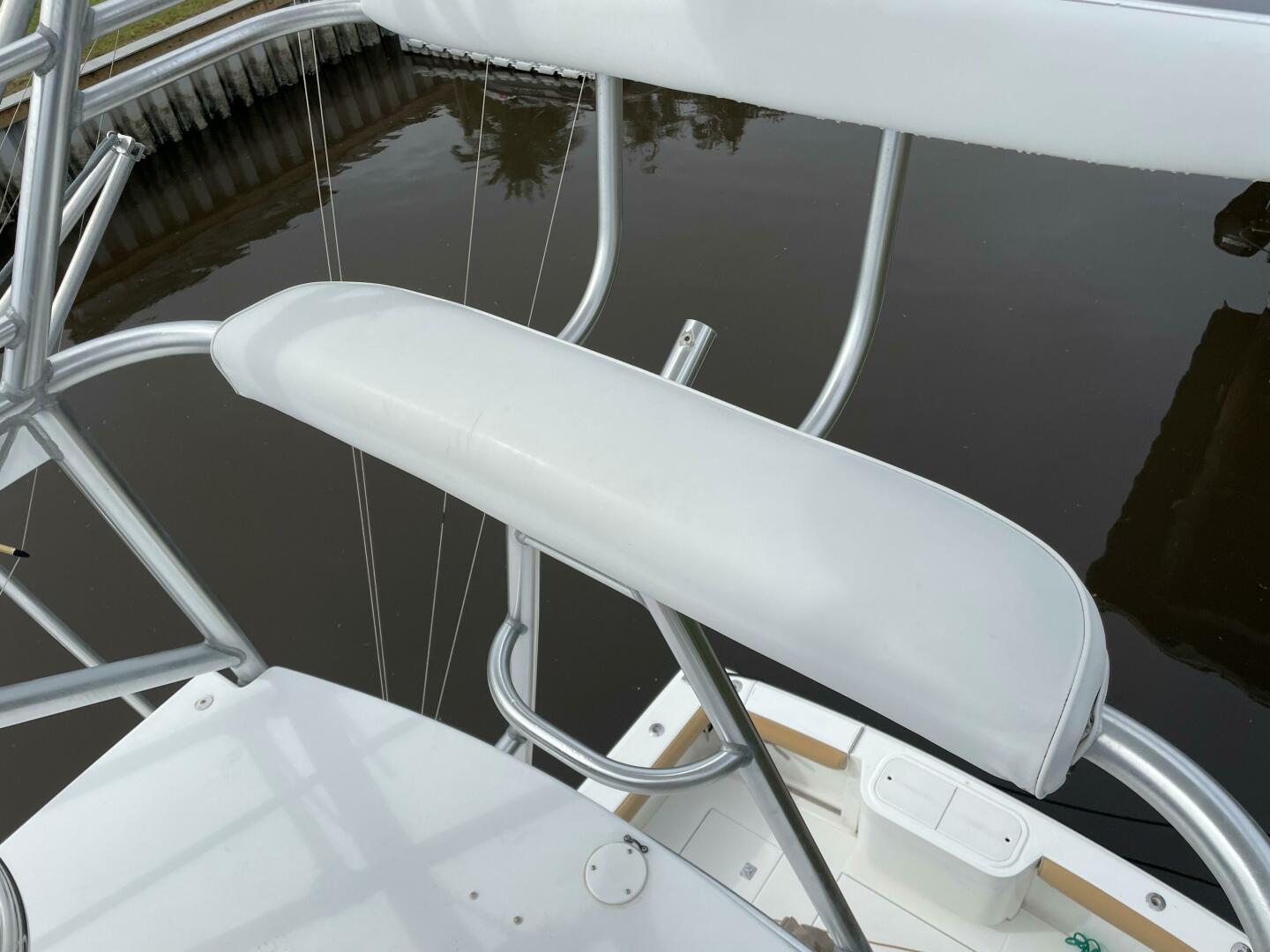 Cabo-35 Express 2001-Reelistic Jacksonville-Florida-United States-Cabo Express 35  Reelistic  Tower Seating-4008161 | Thumbnail