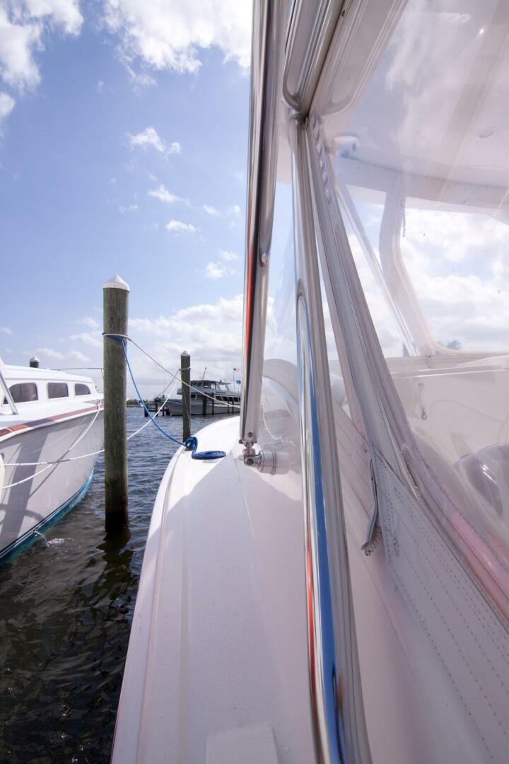 Out Island-38 Custom Express 2009-NO BONES ABOUT IT Jupiter-Florida-United States-Out Island 38 Express-Sidedeck-4017281 | Thumbnail