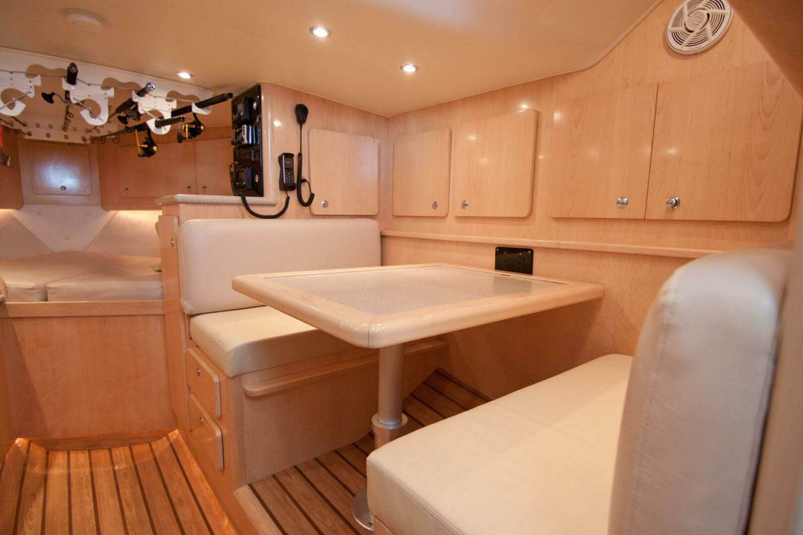 Out Island-38 Custom Express 2009-NO BONES ABOUT IT Jupiter-Florida-United States-Out Island 38 Express-Cabin-4017294 | Thumbnail