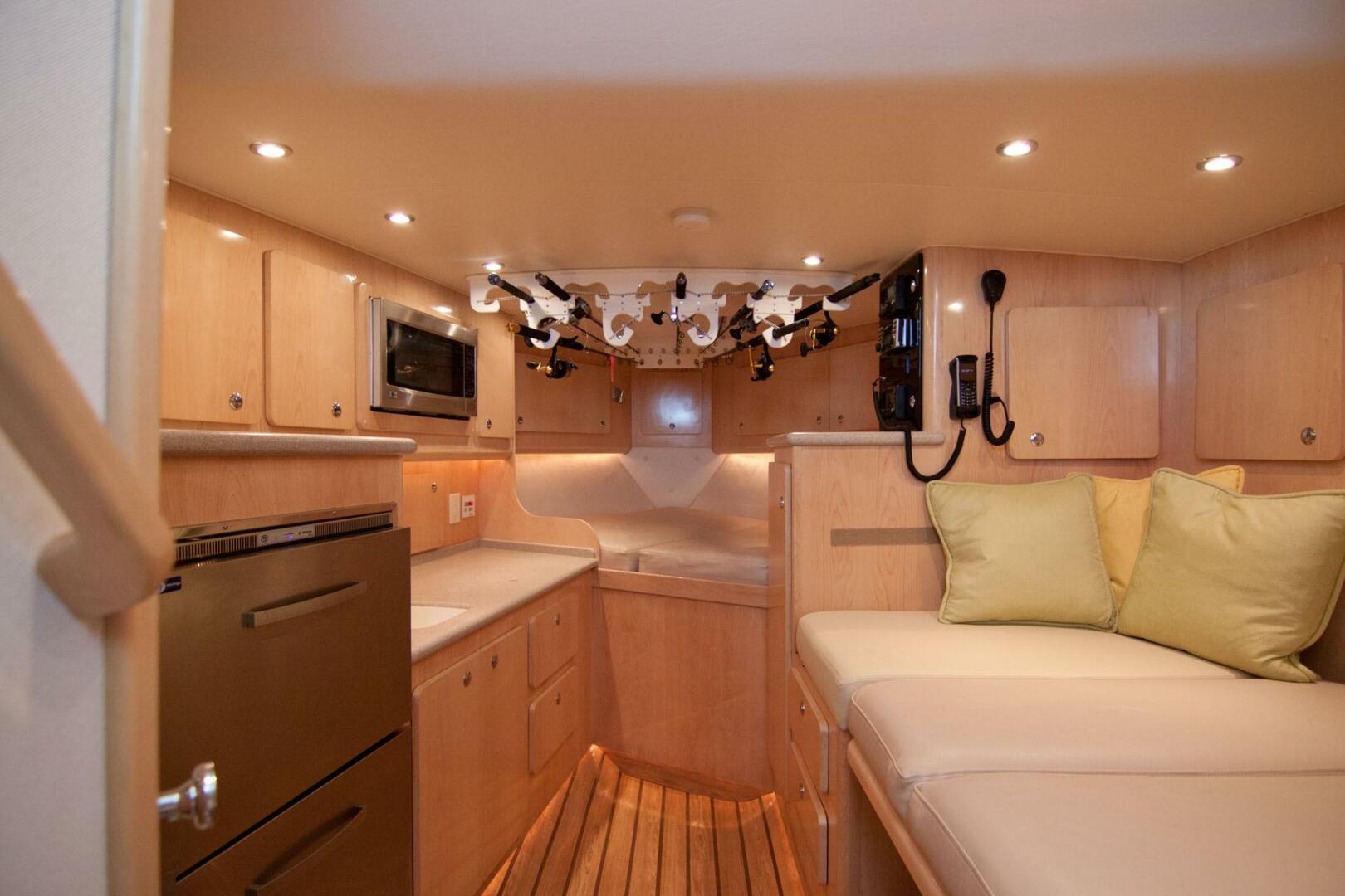 Out Island-38 Custom Express 2009-NO BONES ABOUT IT Jupiter-Florida-United States-Out Island 38 Express-Cabin-4017289 | Thumbnail
