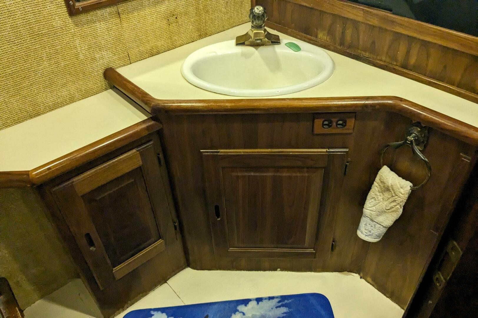 Wellcraft-38 Californian 1983-My Girl Morehead City-North Carolina-United States-4025106 | Thumbnail