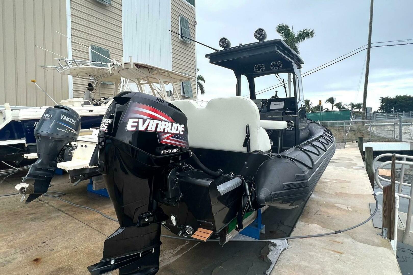 Zodiac Milpro-Milpro Hurricane Custom 2014 -Fort Lauderdale-Florida-United States-4040127 | Thumbnail