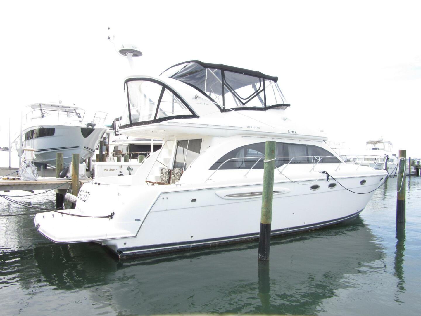 Meridian-411 Sedan 2007 -Saint Petersburg-Florida-United States-4042348 | Thumbnail