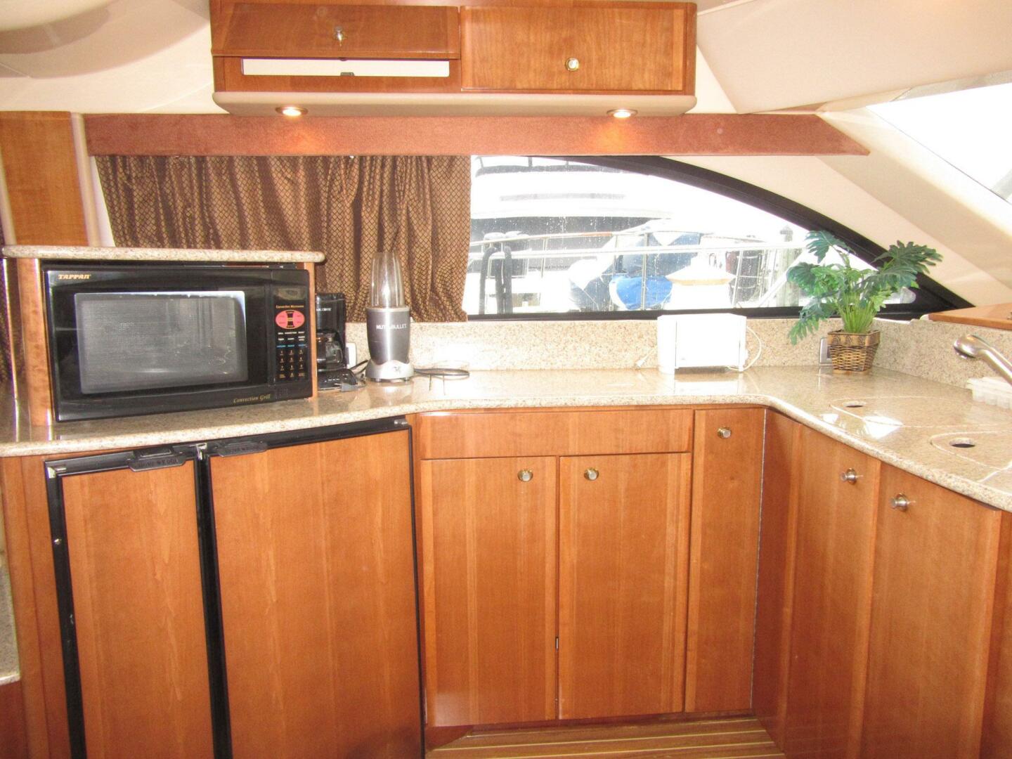 Meridian-411 Sedan 2007 -Saint Petersburg-Florida-United States-4042364 | Thumbnail