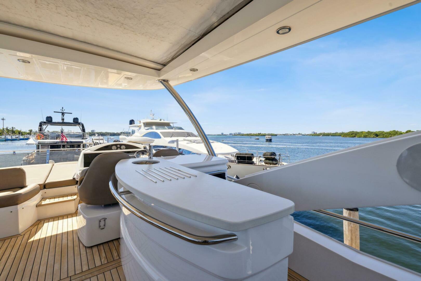 Sunseeker-Manhattan 73 2014 -Fort Lauderdale-Florida-United States-4047570 | Thumbnail