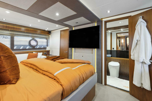 Sunseeker-Manhattan 73 2014 -Fort Lauderdale-Florida-United States-4047589