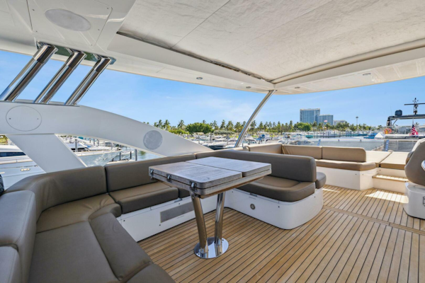 Sunseeker-Manhattan 73 2014 -Fort Lauderdale-Florida-United States-4047571