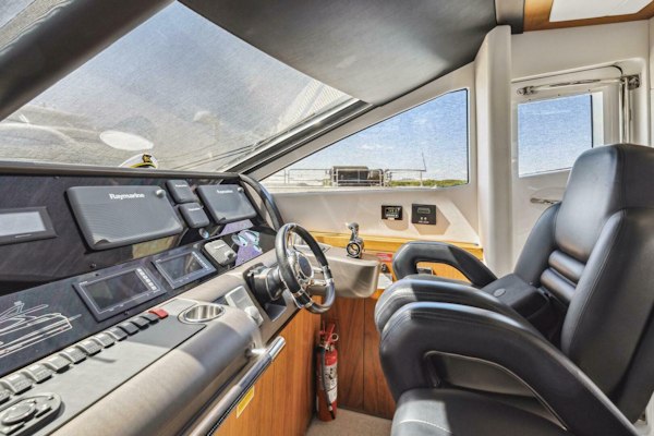 Sunseeker-Manhattan 73 2014 -Fort Lauderdale-Florida-United States-4047585