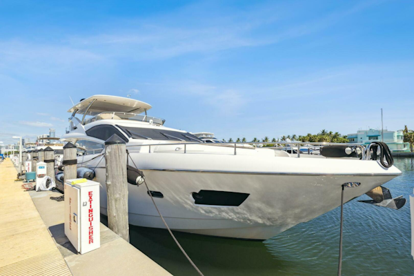 Sunseeker-Manhattan 73 2014 -Fort Lauderdale-Florida-United States-4047562