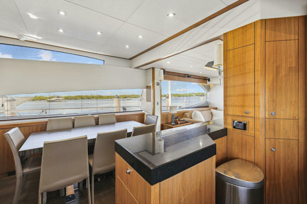Sunseeker-Manhattan 73 2014 -Fort Lauderdale-Florida-United States-4047579